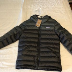 Patagonia Boys’ Reversible Down Sweater Hoody s7/8 NWT